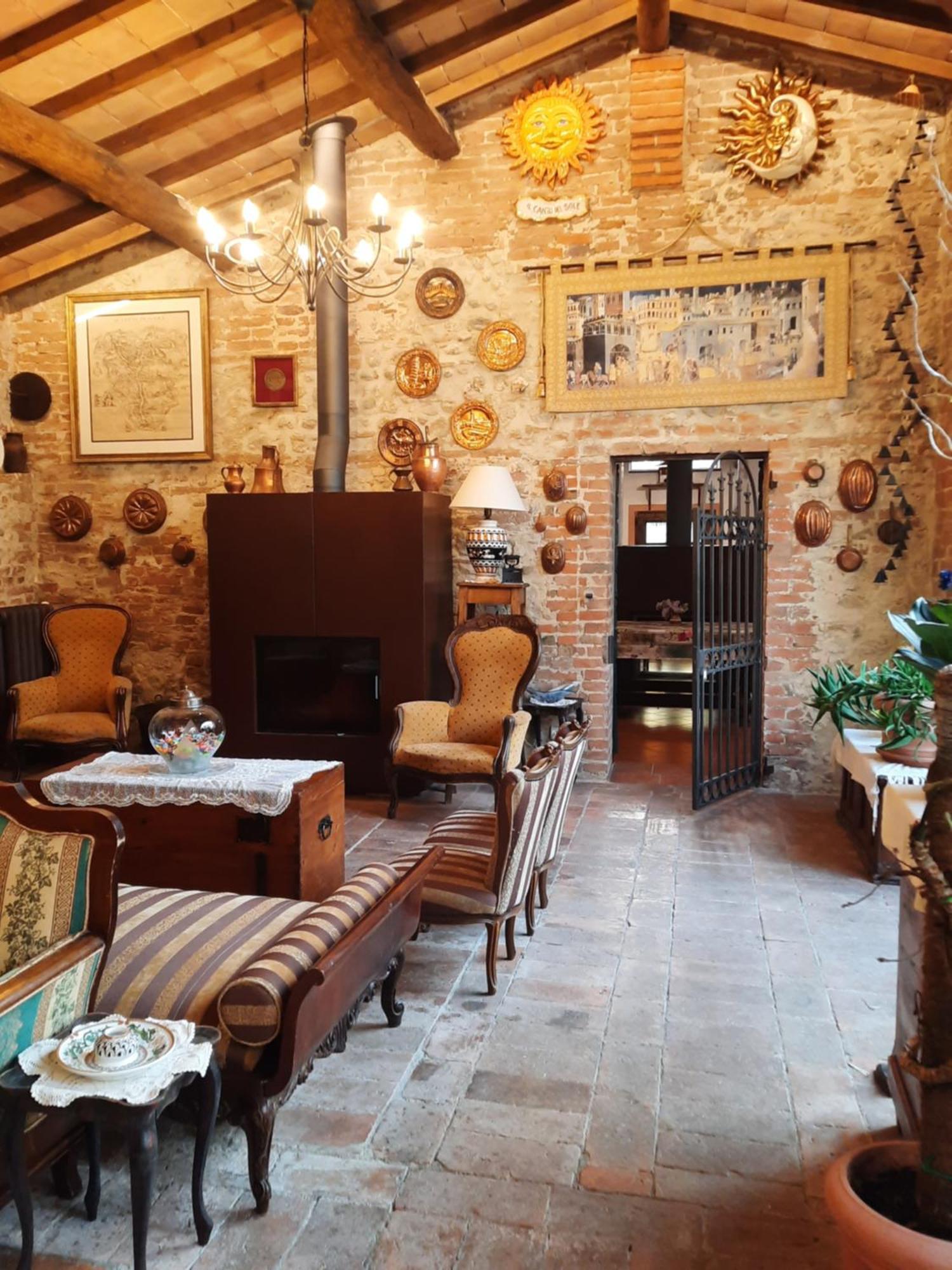 Il Canto Del Sole Monteroni dʼArbia Екстериор снимка