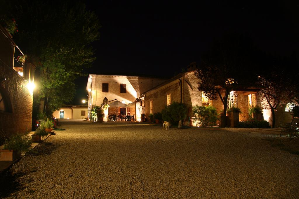 Il Canto Del Sole Monteroni dʼArbia Екстериор снимка