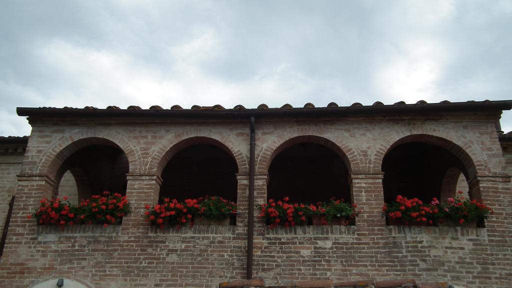 Il Canto Del Sole Monteroni dʼArbia Екстериор снимка