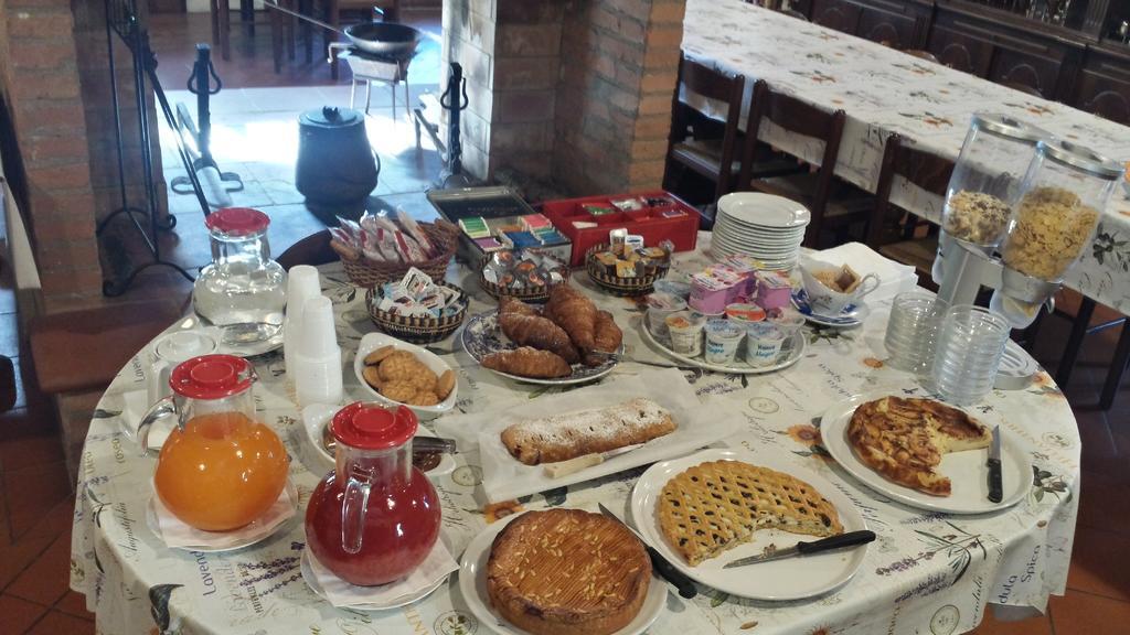 Il Canto Del Sole Monteroni dʼArbia Екстериор снимка